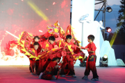 新農(nóng)社區(qū)慈善晚會(huì)圓滿落幕，共筑社區(qū)愛(ài)心橋梁