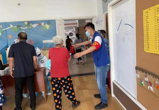 秣陵街道長(zhǎng)山社區(qū)：團(tuán)結(jié)一心，奮戰(zhàn)疫情