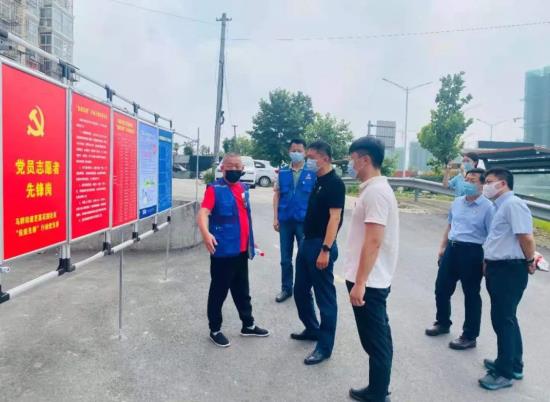 【英雄就在身邊】沒事沒事，我還能再走兩步！