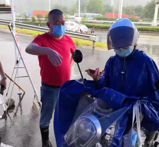 【英雄就在身邊】沒事沒事，我還能再走兩步！