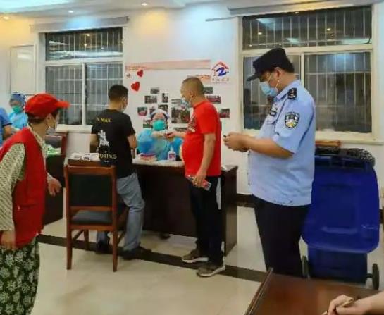 【英雄就在身邊】沒事沒事，我還能再走兩步！