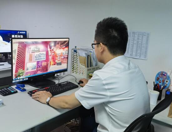 向上社區(qū)：瞻仰“百年征程 初心永恒——中國(guó)共產(chǎn)黨在江蘇歷史展”網(wǎng)上展館