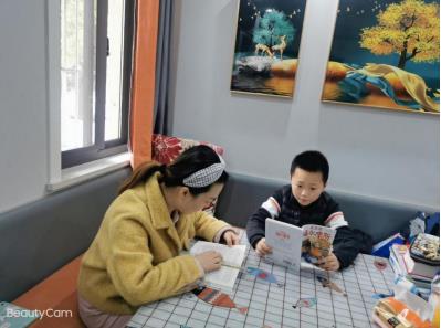 青源社區(qū)：居家齊抗疫，多彩生活共創(chuàng)造